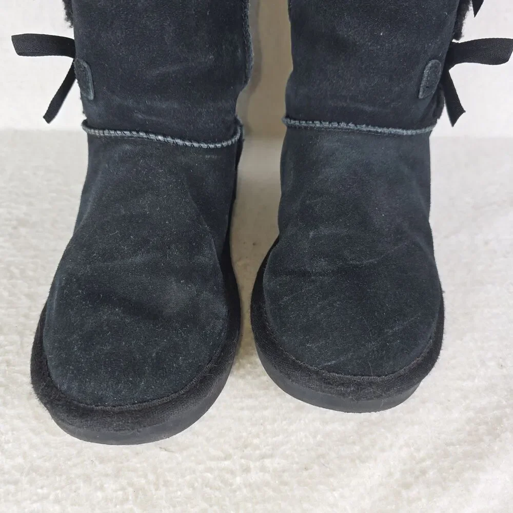 Koolaburra By Ugg Victoria Girls Size 3 Black Suede Fur Lined With Bows #1090330